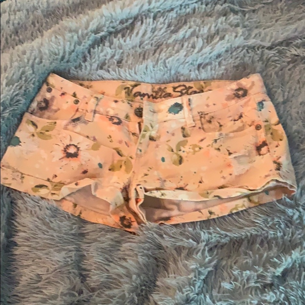 Vanilla Star Pink Floral Pattern Short 🌷🌺🌸